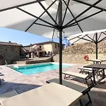 Il Moro-gemme Del Casentino Castel Focognano